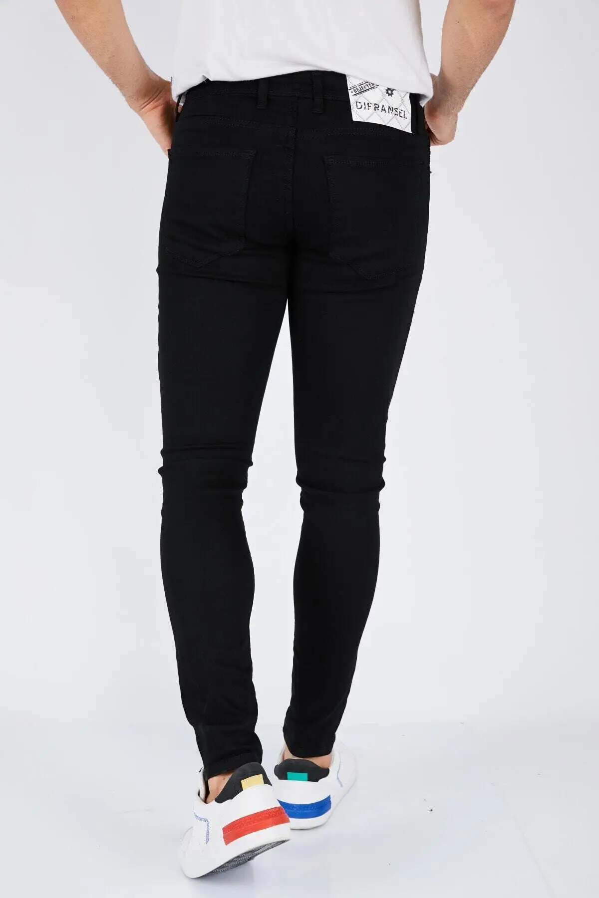 

Men's Black Slim Fit Straight Leg Jeans Lycra Narrow Men's Jeans 2021