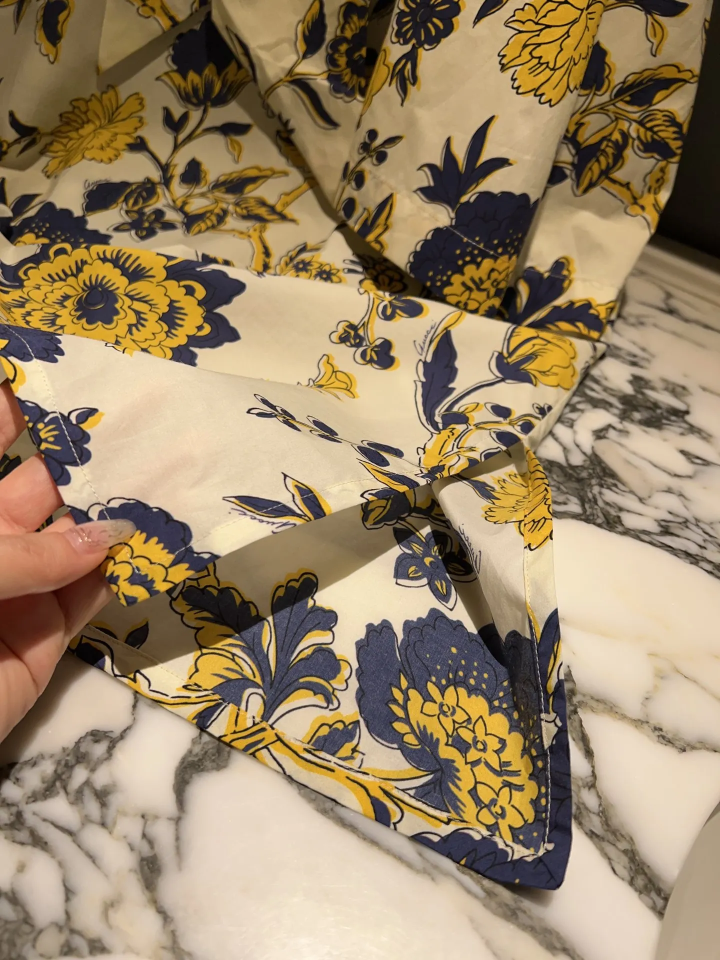 Рисунок 5 - Блузка Женская средней длины с цветочным принтом