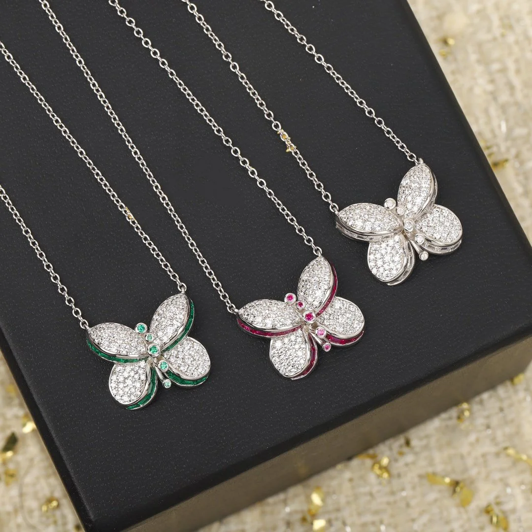 

NEW IN2023 New Popular Sterling High Tricolor Butterfly Necklace Industry Electroplating High-quality