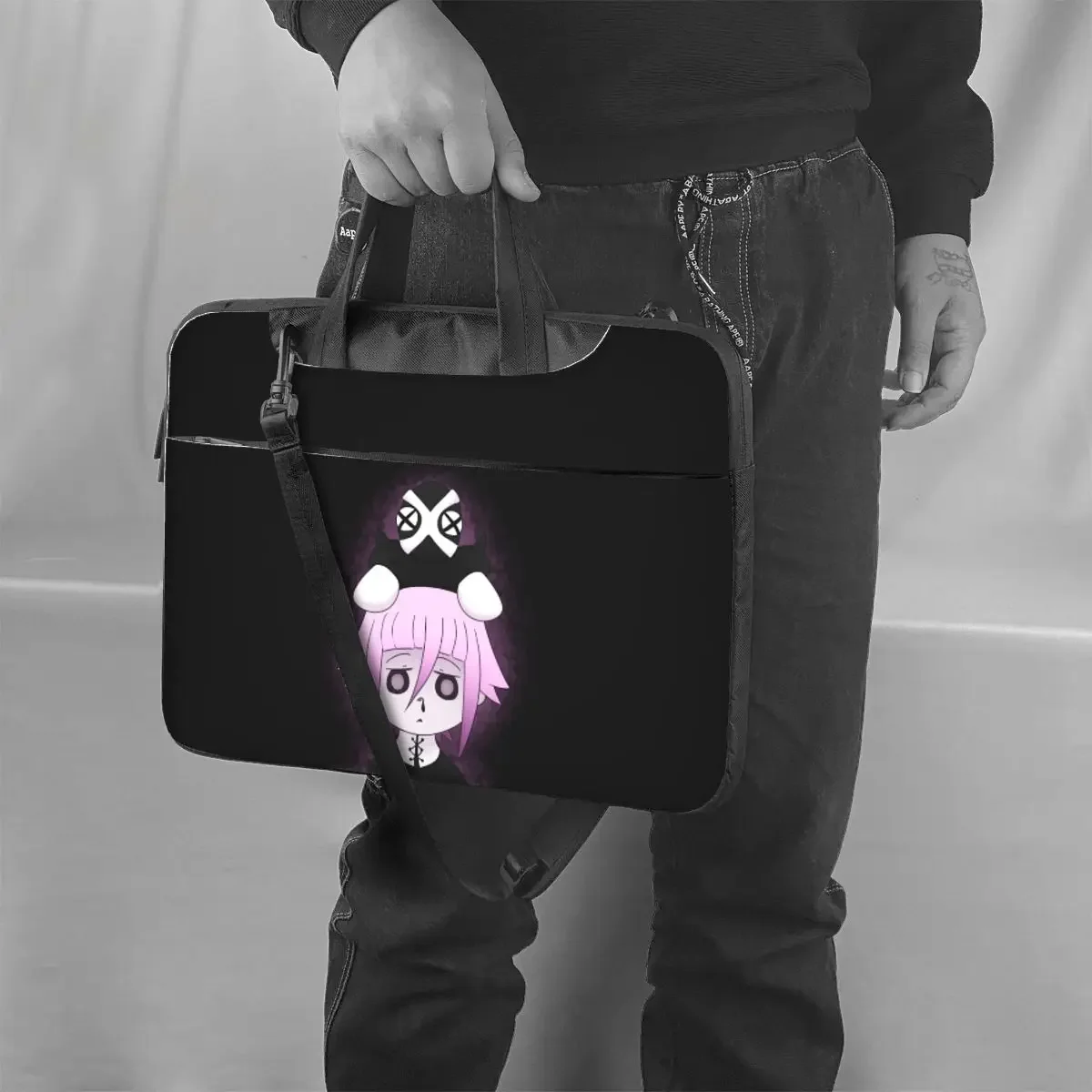 Фото Сумка-чехол для ноутбука Crona And Ragnarok Soul Eater, сумка через плечо, защитный чехол для ноутбука, устойчивый к повреждениям, для Macbook Pro №5