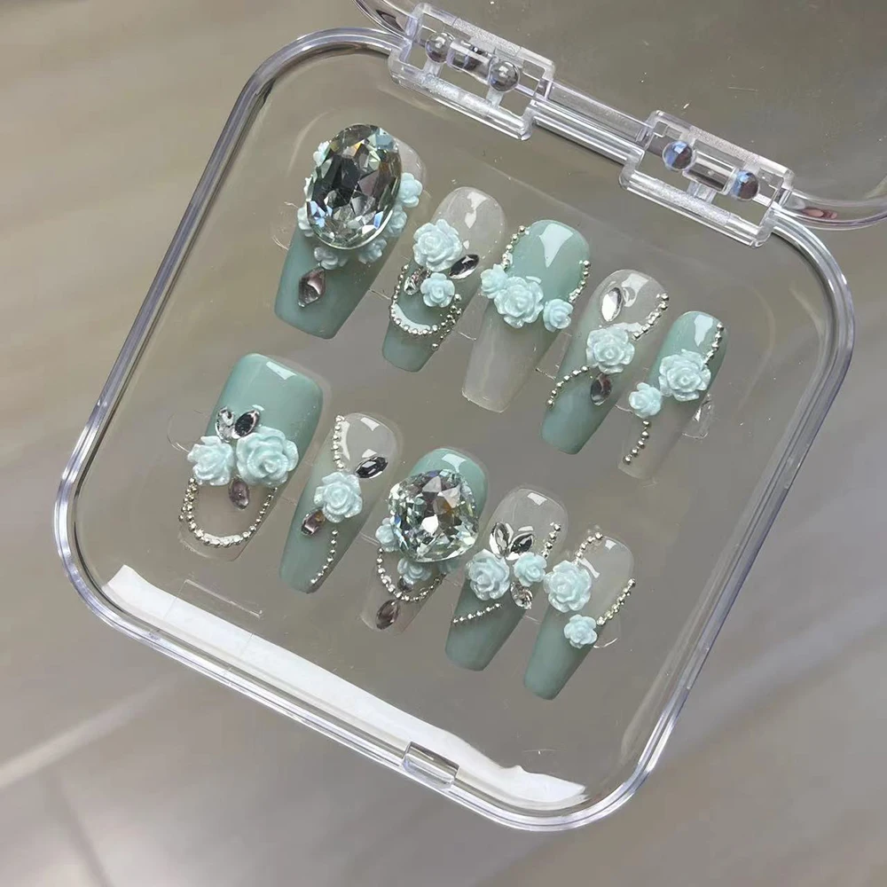 Элегантные накладные ногти ручной работы с мигающим бантом и стразами