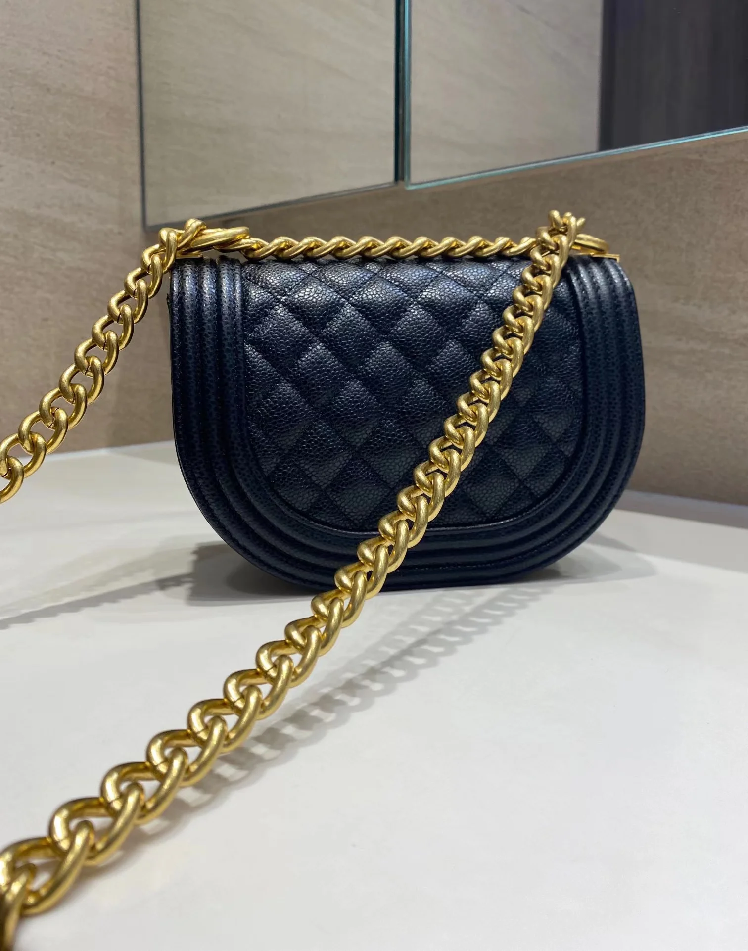 

High-end women's bag 2022 new product Western style simple mini small chain shoulder bag, Western style all-match