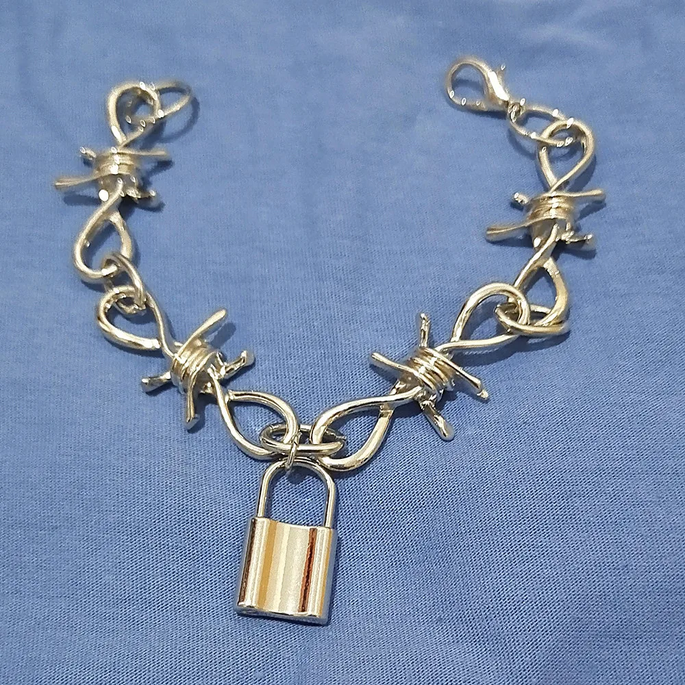 

Ladies Hip Hop Gothic Punk Lock Barbed Wire Small Thorns Chain Bracelet Gift High Quality European and American New Accessories