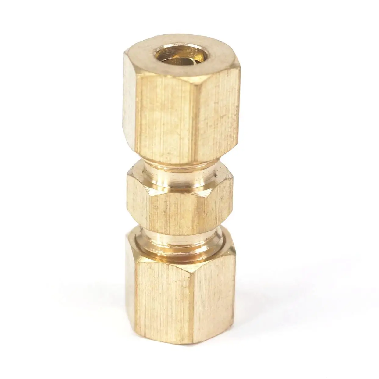

Латунные компрессионные фитинги 3/16", 229 PSI