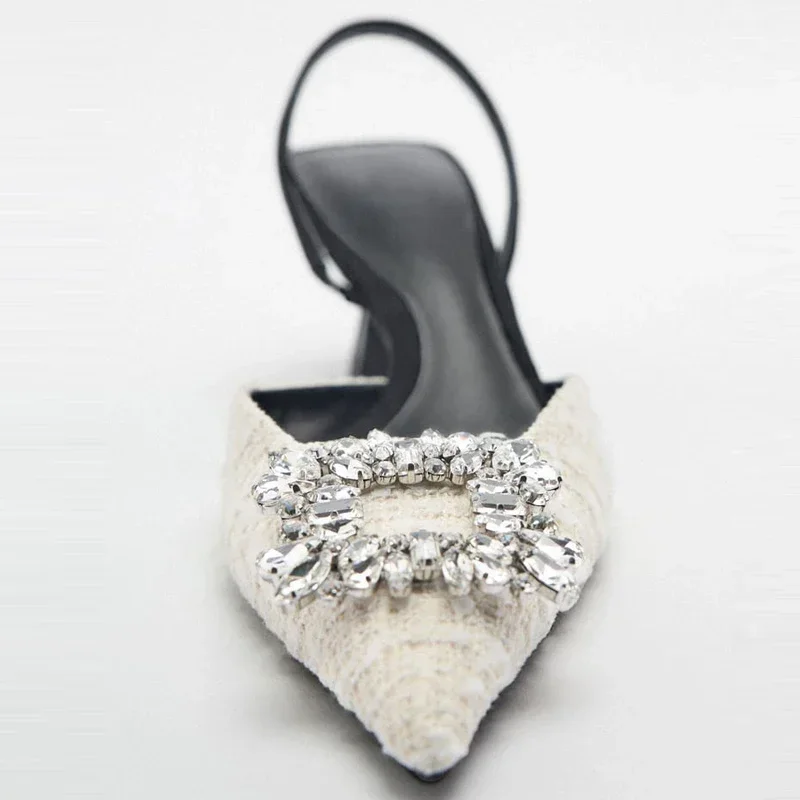 Женские туфли-лодочки с ремешком на пятке острым носком