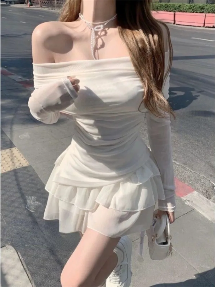 Милые универсальные футболки с открытыми плечами и длинным рукавом +