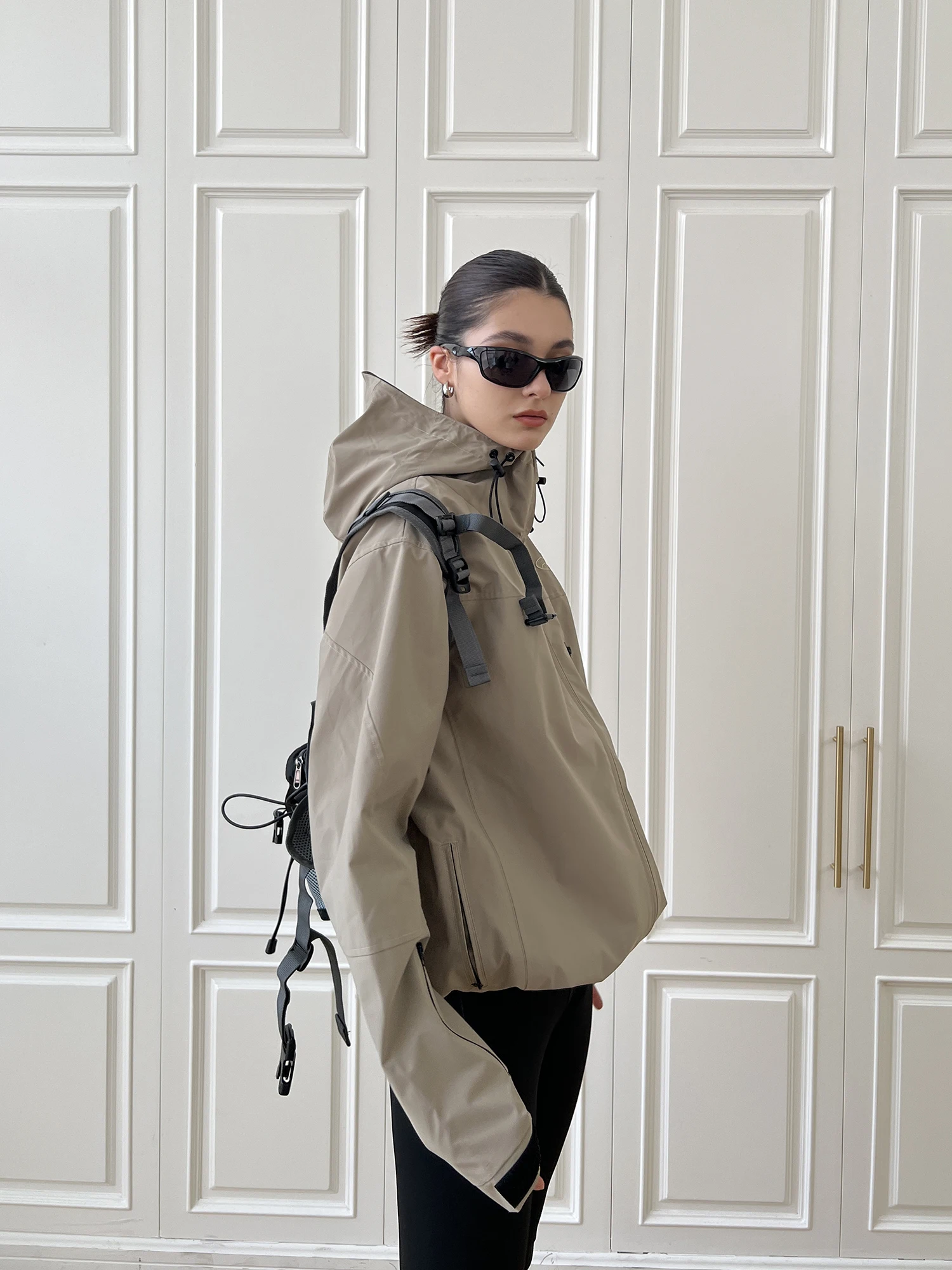 

Fengyi верхняя одежда для женщин весенняя одежда с плюшем и модная уличная водонепроницаемая куртка для альпинизма