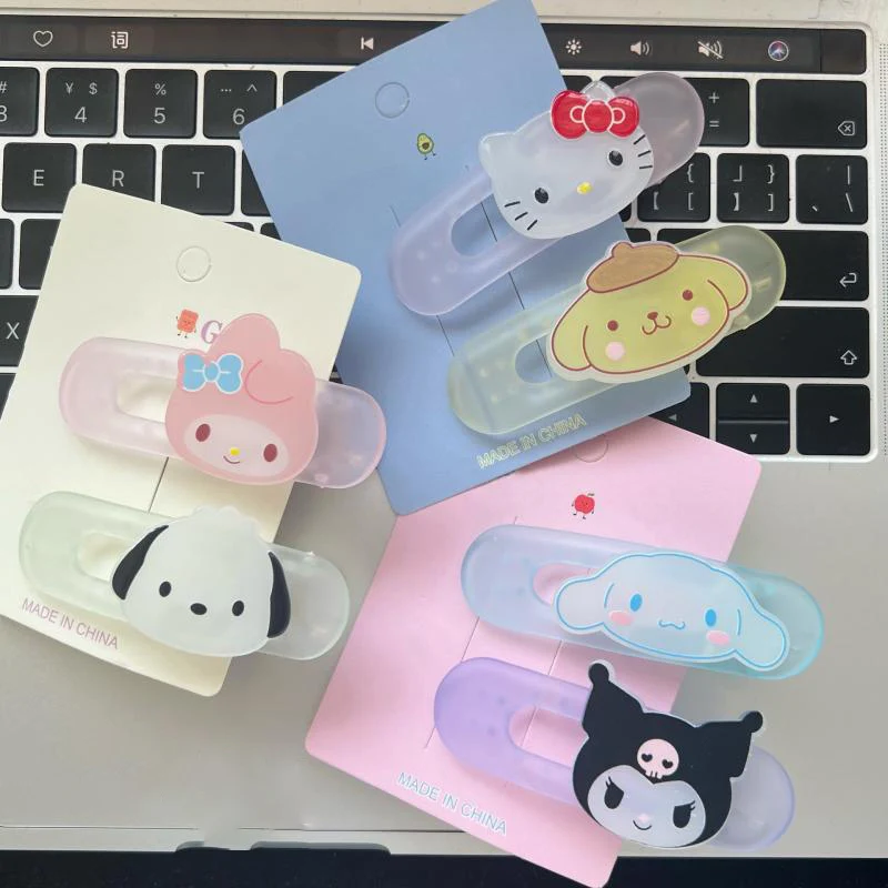 

Kawaii Sanrio Cinnamoroll My Melody Kuromi Hello Kitty Anime Cartoon Cute Pea with Duck Mouth and Girl Heart Bang Clip