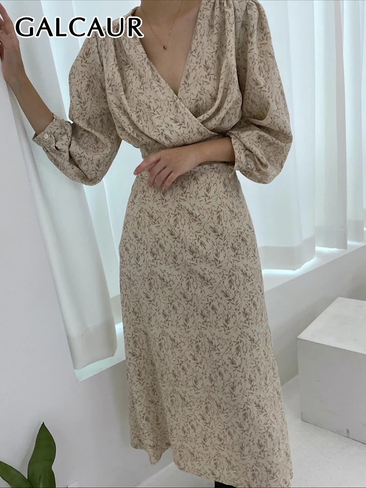 

Повседневное облегающее однотонное платье GALCAUR для женщин, свободные платья-миди с V-образным вырезом и коротким рукавом, с присборенной тал...