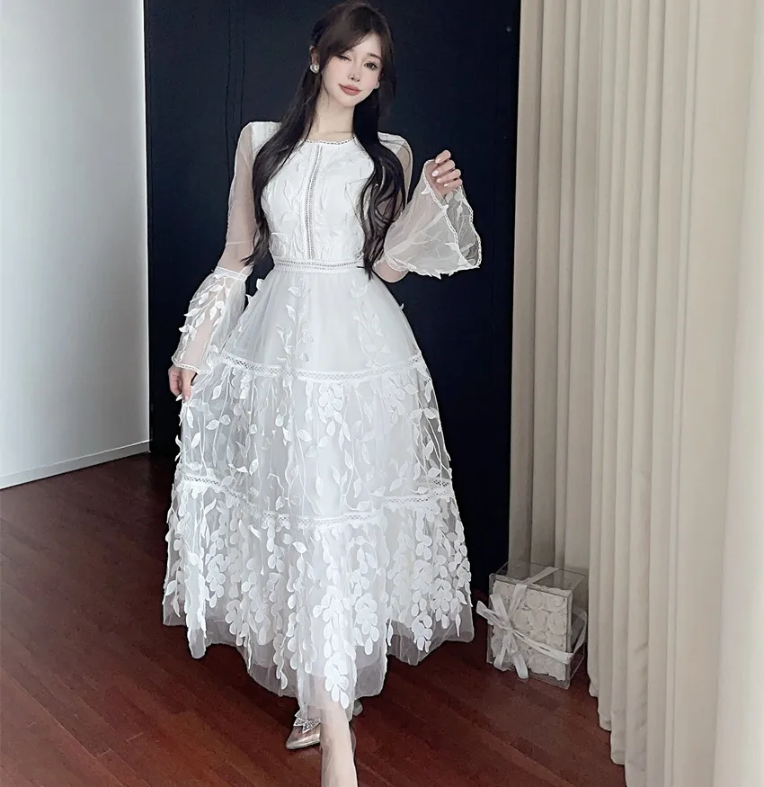 

Французское роскошное осеннее белое вечернее платье, новинка 2023, женское кружевное бальное платье с круглым вырезом и расширяющимся книзу рукавом и цветочной вышивкой, Длинная женская одежда
