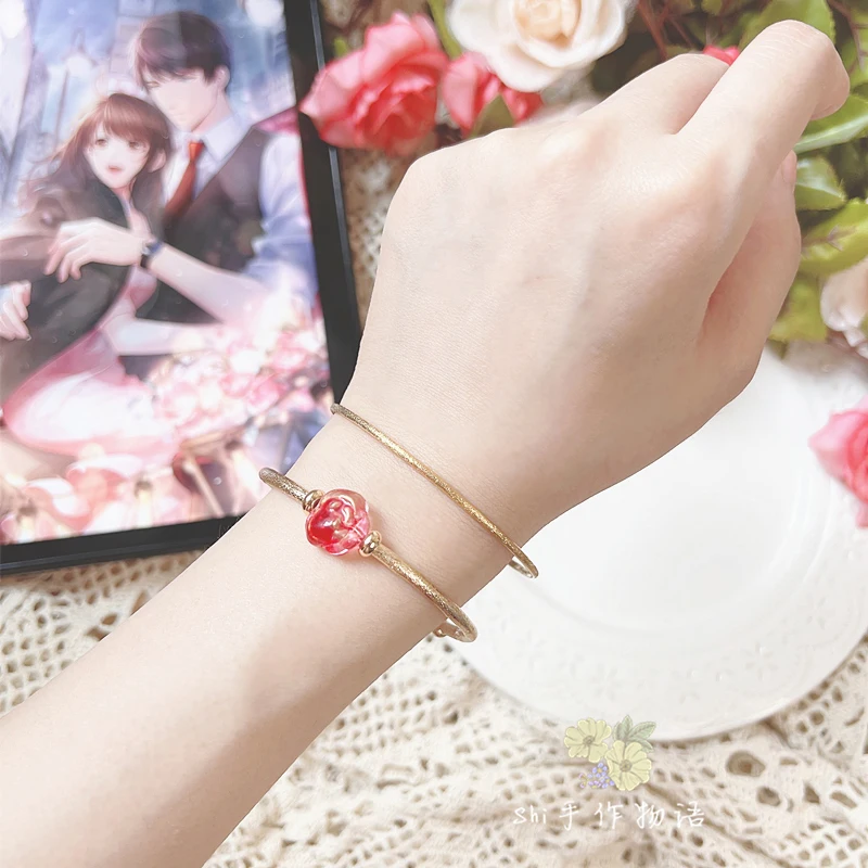 

1 пара браслет с анимэ Love и продюсер Lizeyan Cosplay prop