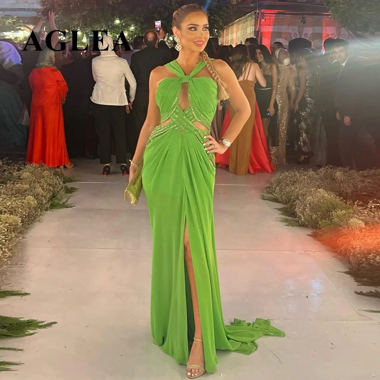 

Vintage Mermaid Halter Neck Sleeveless Prom Dresses Beadings Chiffon Pleated Floor Length Front Split Formal Party Dresses