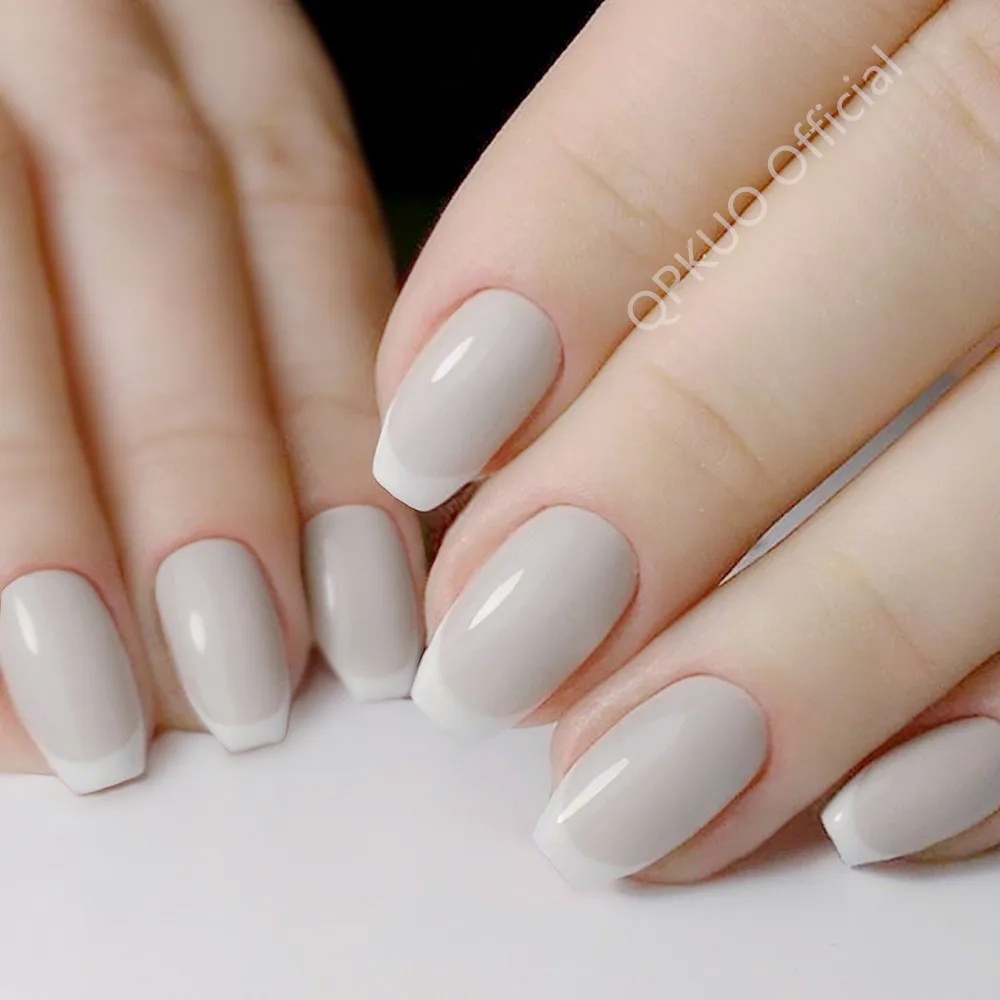 

24Pcs Short Ballerina Press On Fake Nails With Adhesive Reusable French False Nail Shiny Granny Grey Artificial Finger Tips