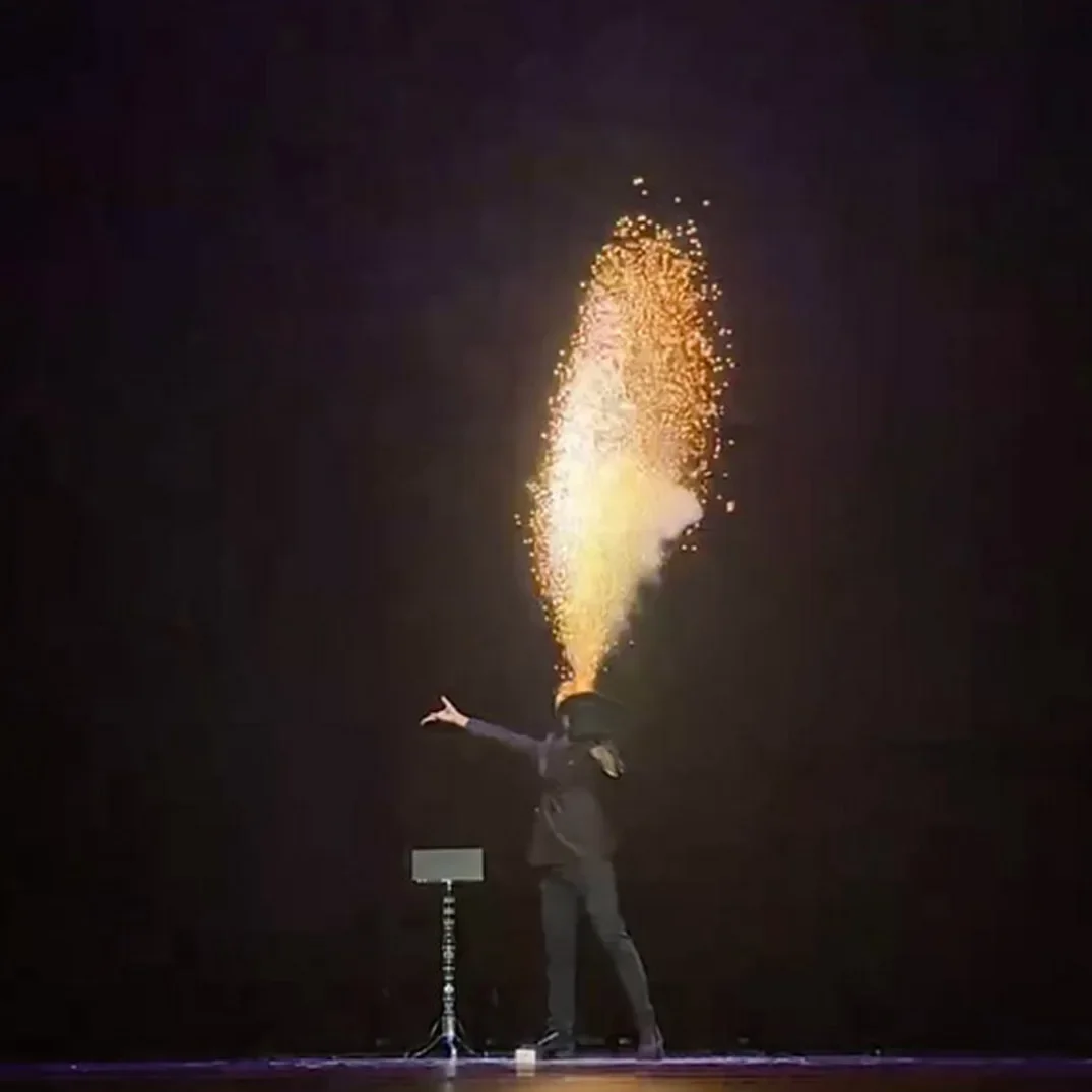 Jet by ZF Magic Tricks Многофункциональные фонтанные карточки с пиросистемой