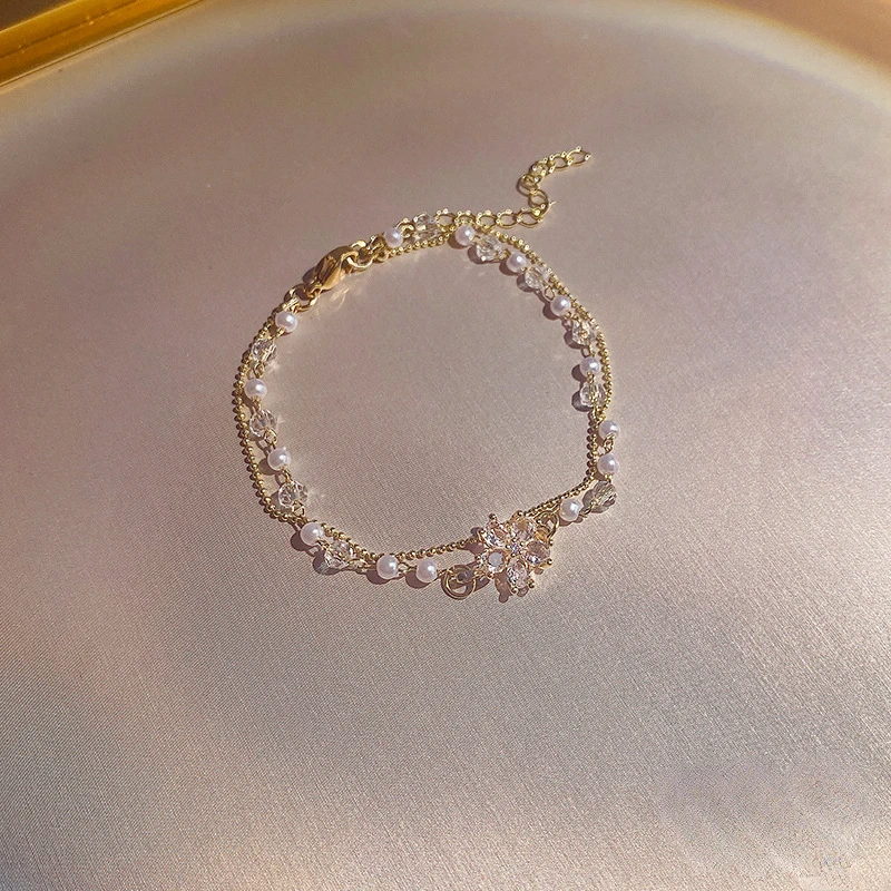 

South Korea's New Sweet Romantic Double-layer Pearl Bracelet Zircon Flower Pendant Women's Bracelet