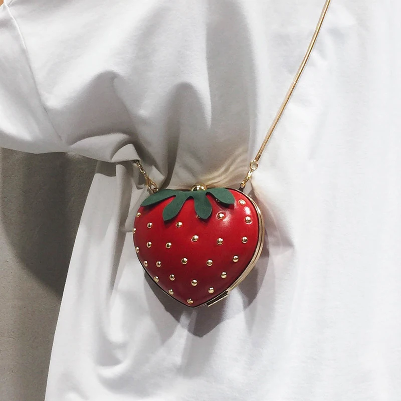 Cute Fruit Strawberry Heart Shape Pu Rivet Mini Fashion Ladies Chain Purse Clutch Bag Shoulder Bag Tote Female Flap Handbag Q5