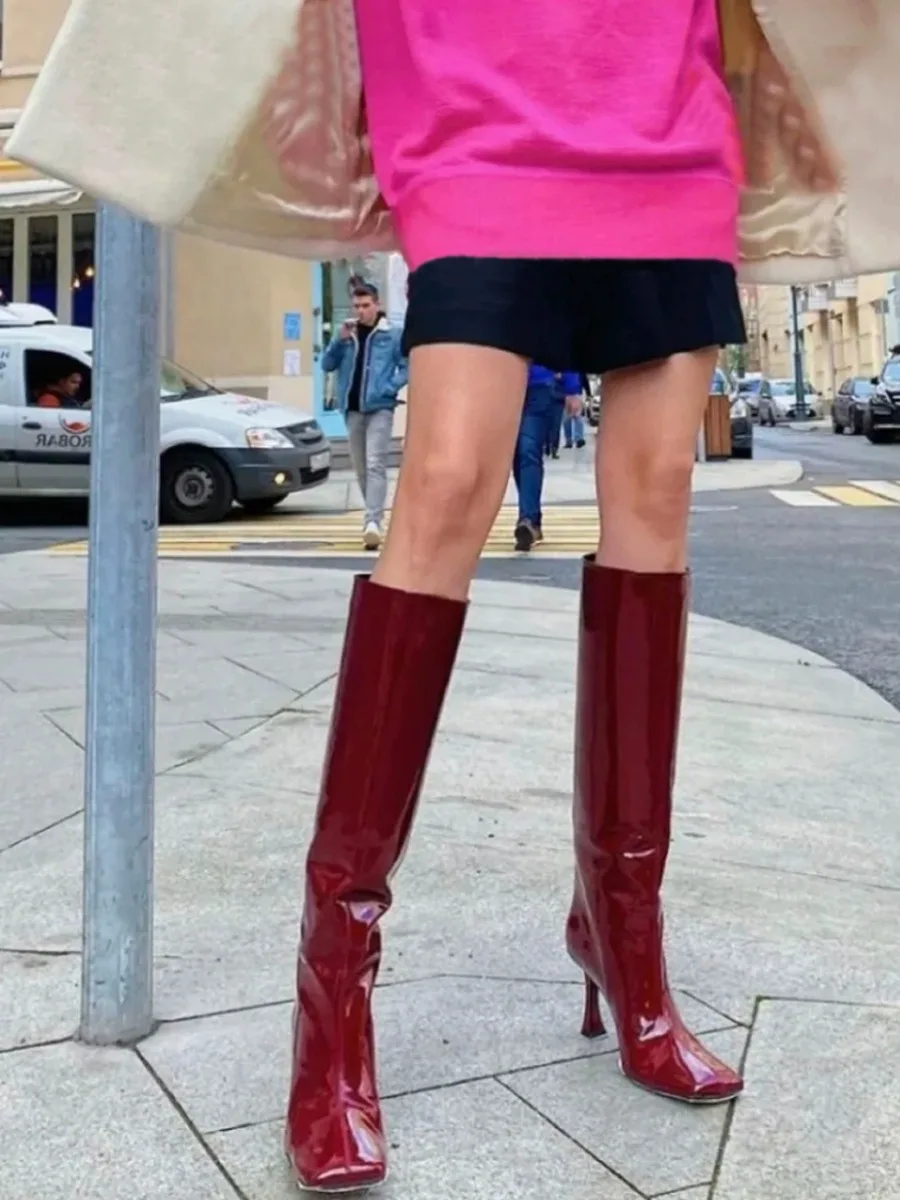 

Ботинки женские из лакированной кожи, высокие сапоги до колена, квадратный носок, без застежки, винно-красный цвет