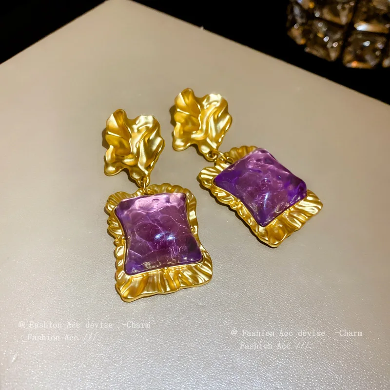 Ассиметричные геометрические серьги из смолы для женщин