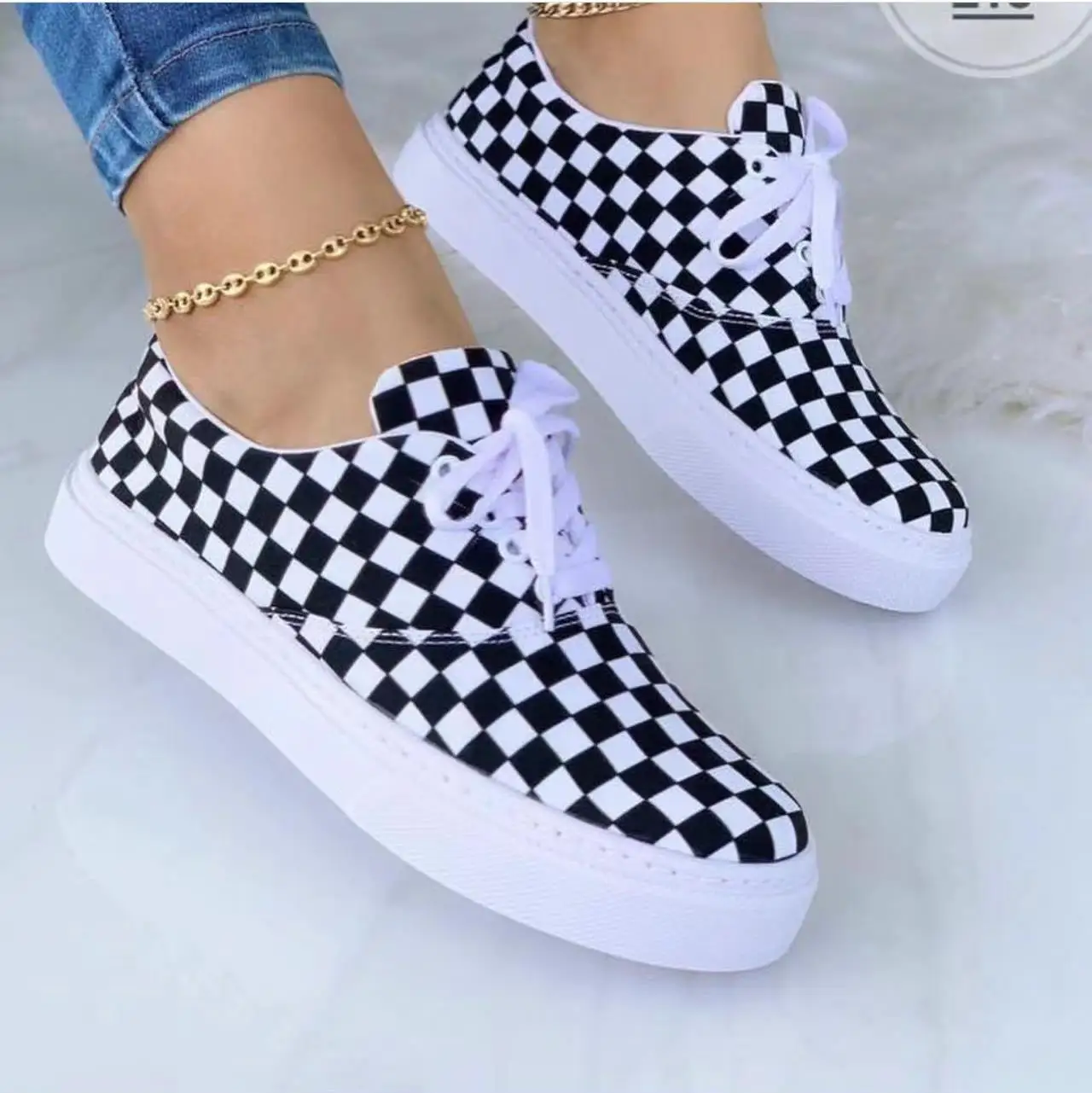 New Print Women Shoes Spring Plaid Lace-Up Sneakers Print Fashion Canvas Sneakers Light Walking Women's leisure Shoes Large size