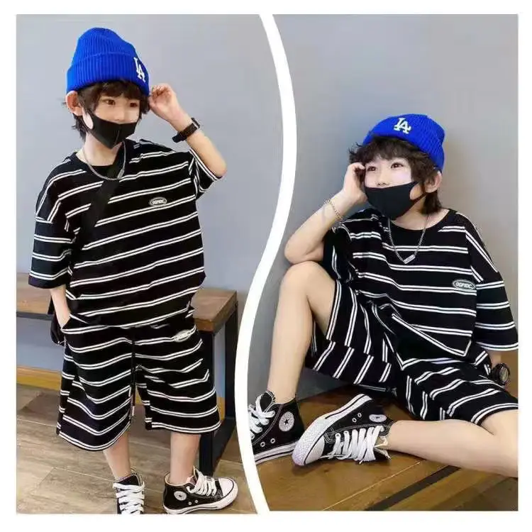 Children's 2022 Summer Fashion Striped Short-Sleeved T-shirt and Shorts Suit Boys' New Suit