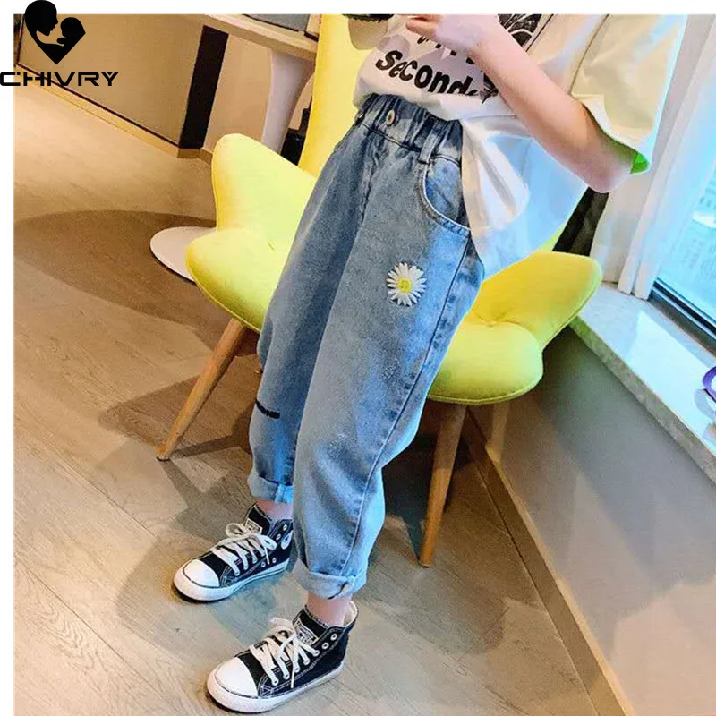 

New 2022 Kids Fashion Jeans Long Trousers Pants Girls Classic Denim Flower Embroidery Pants Baby Jeans Spring Autumn Jeans