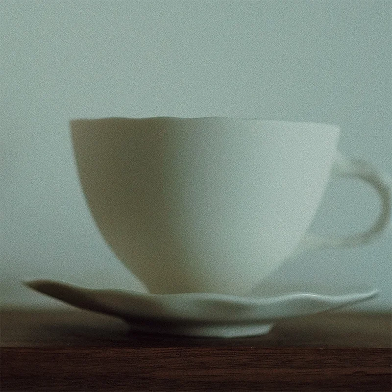 

Irregular Coffee Cup Set Bone China Artistic Holiday Gift Housewarming Gift