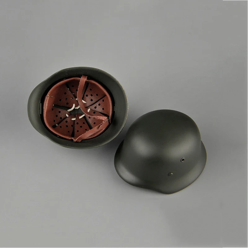 

ZYTOYS ZY3022 1/6 Scale WWII German M35 Metal Helmet Model for 12 inches Soldier Action Figure Accessorie