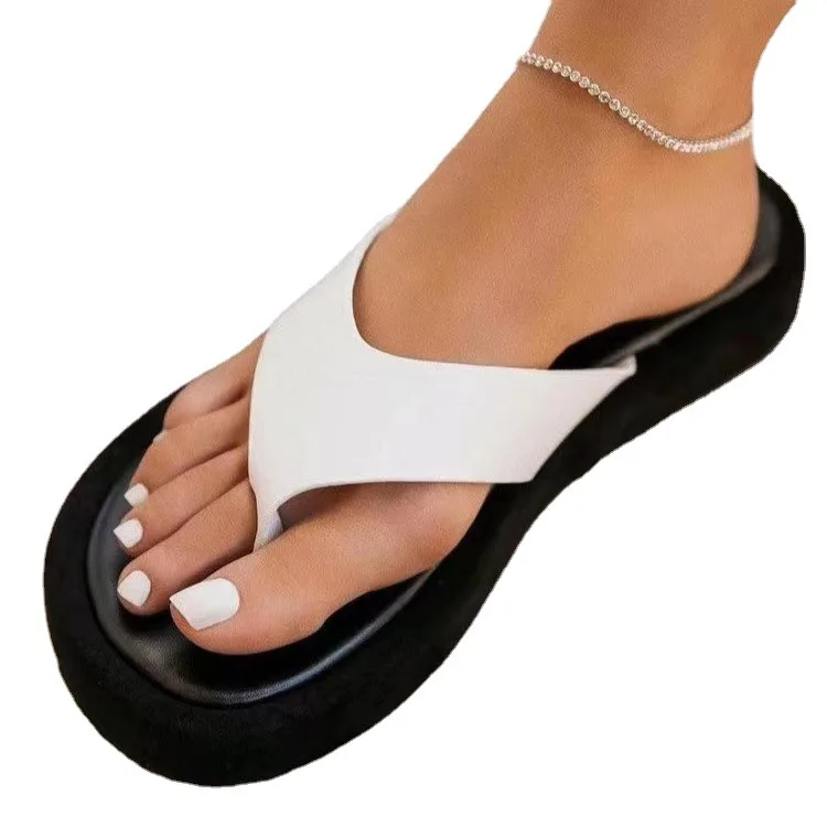 Large Size Slippers Women's Thick Sole 2023 Summer New Outer Wear Flat Beach Soft All-Match Sandals