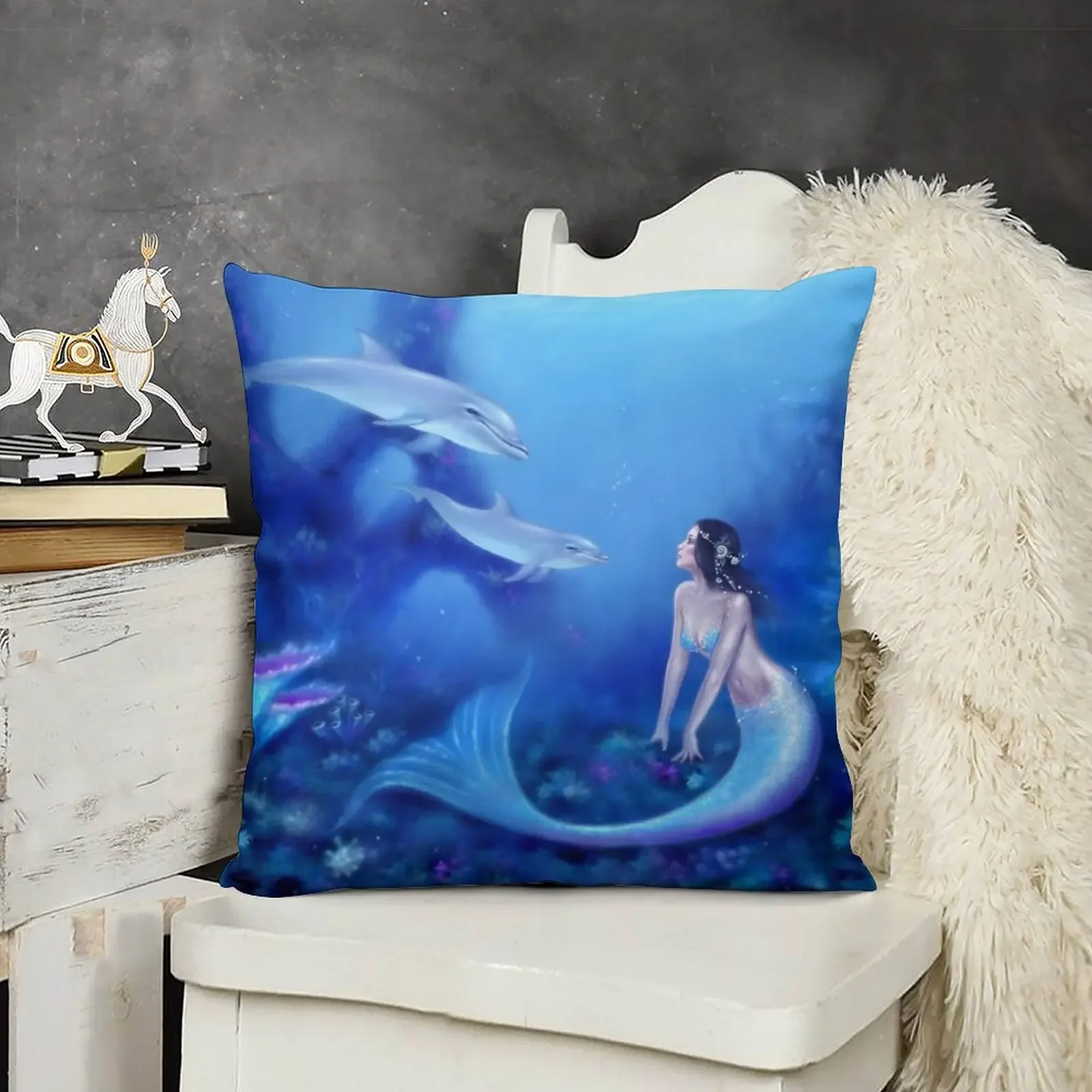 Подушка с ультрамарином Русалка и дельфины домашний декор рождественская