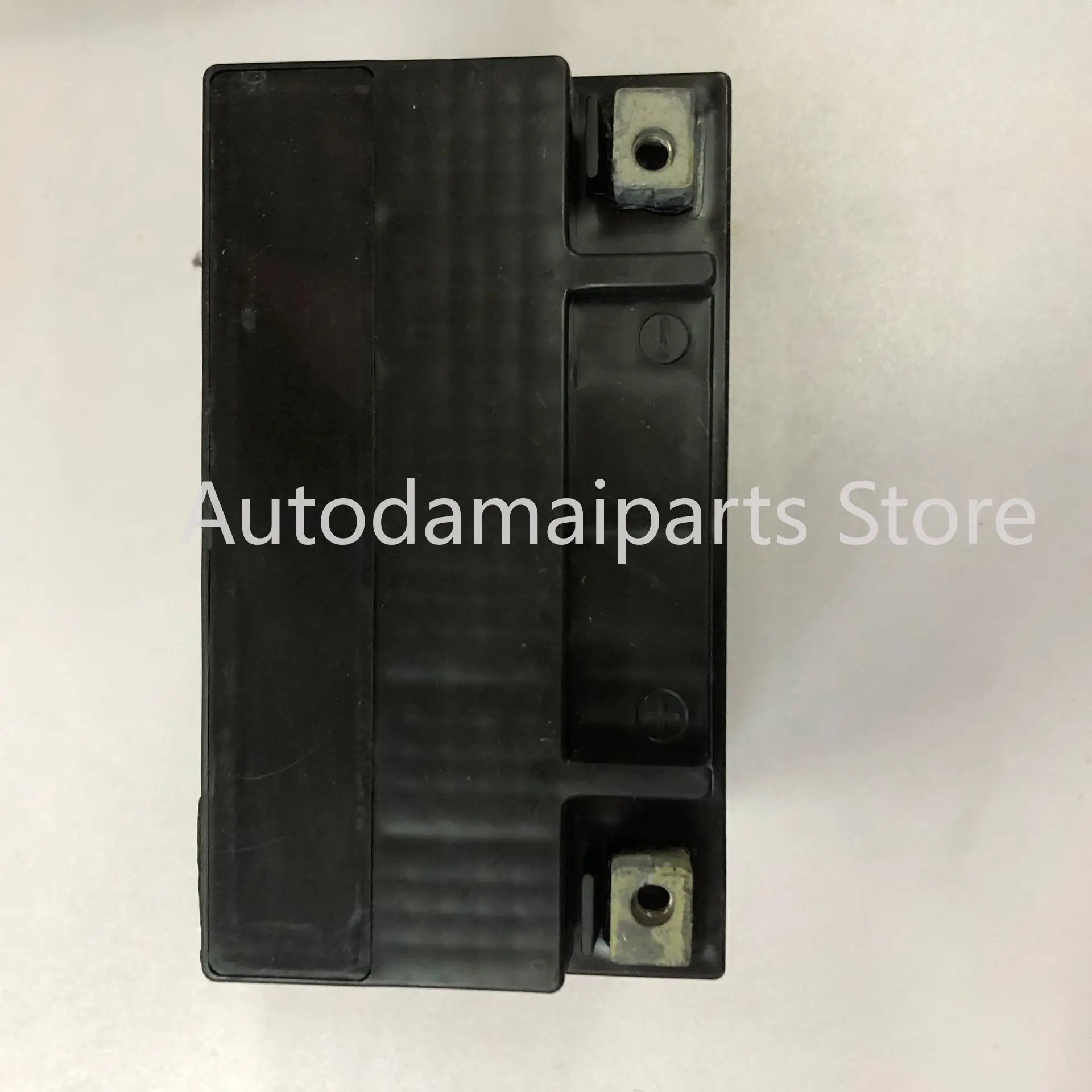 

Suitable for -For Benz E W212 S W222 auxiliary battery A0009829608
