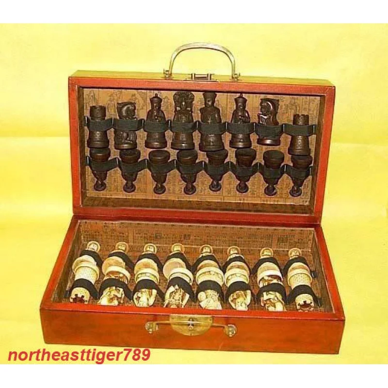 

China Qing Dynasty Army Style 32 Bull-Bone Pieces Chess Set & Leather Wood Box