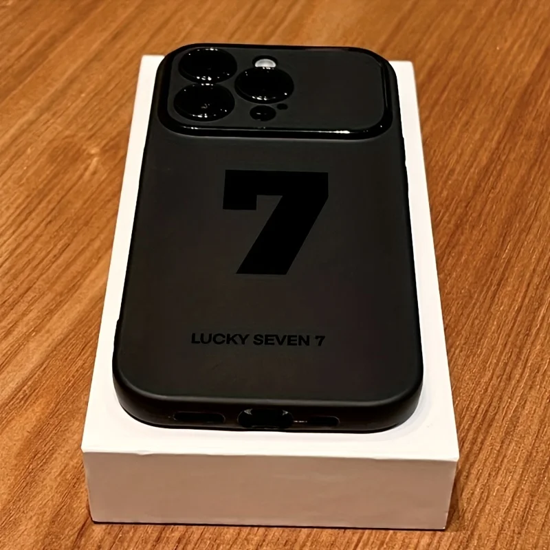 Фото Противоударный мягкий силиконовый чехол Lucky Seven с принтом номера 7 для iPhone 17, 16, 15, 14 Plus, 13, 11, 12 Pro, X, XR, XS Max №4
