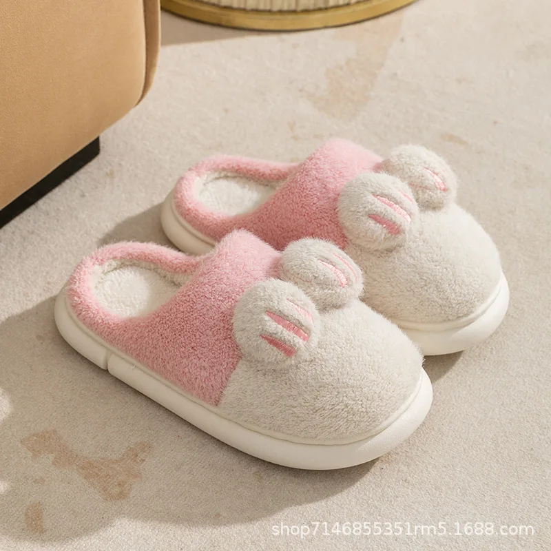 Женские тапочки с кошачьими лапами