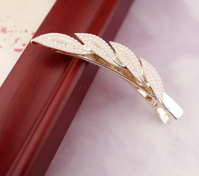 

Женский летний цельный зажим боковой зажим утка рот зажим 2023 Новый высокого класса