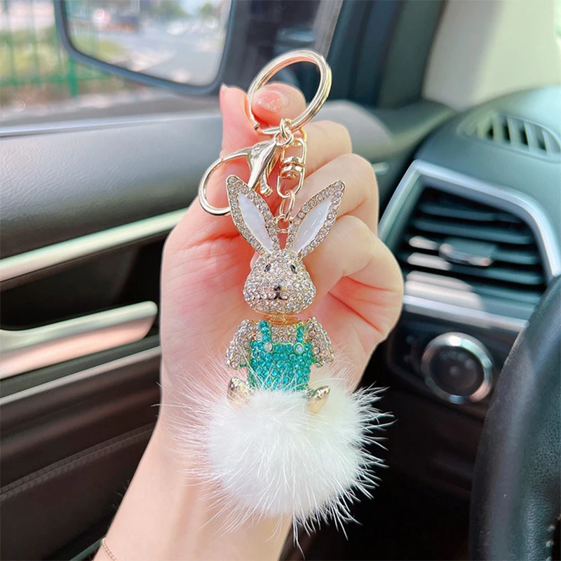 

Luxury Mink Fur Car Keychain New Premium Diamond-encrusted Bunny Keychain Women's Bag Pendant Beautifully Decorated Gift 2023