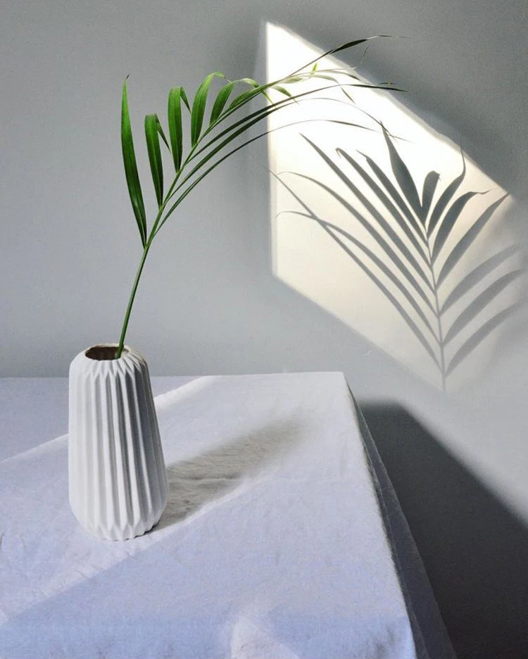 

New Geometric Broken Line Ceramic Vase Boutique Hotel Restaurant Home Imported Soft Decoration Literary Small Fresh