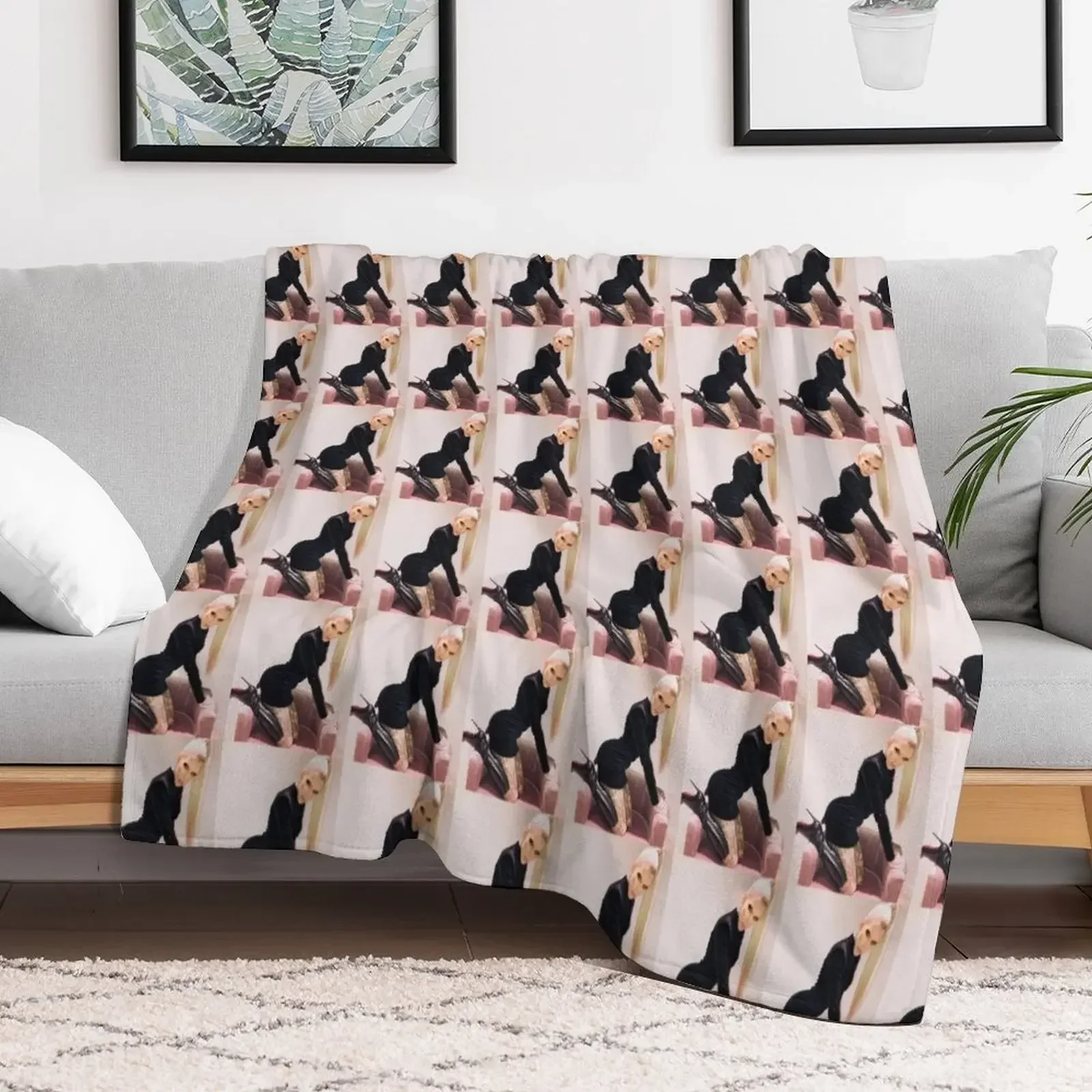 Плед Jeffree Star Plush