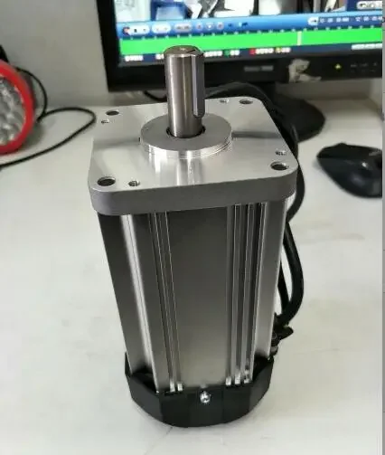 Бесщеточный двигатель постоянного тока 310 В BLDC 57 мм фланец 80 длина корпуса 180 1200 Вт