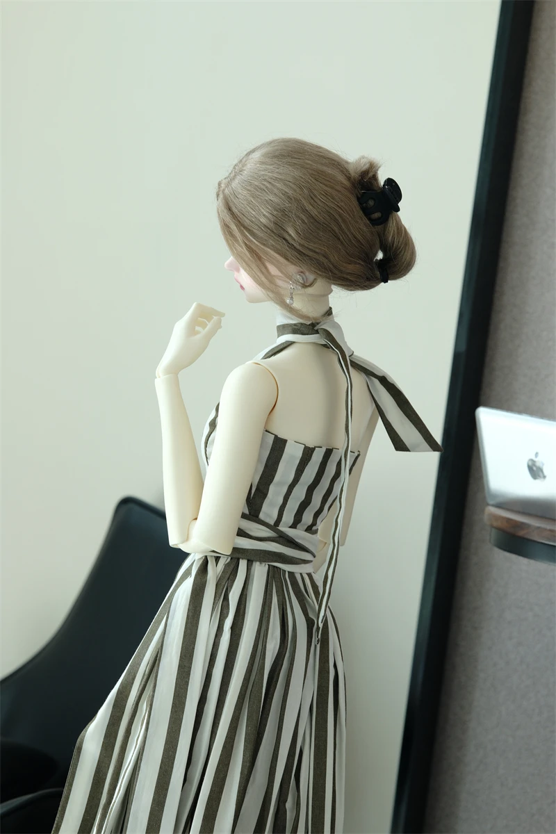 Фото Клетчатое платье без бретелек с открытыми плечами для одежды куклы BJD 1/3 W530 №4