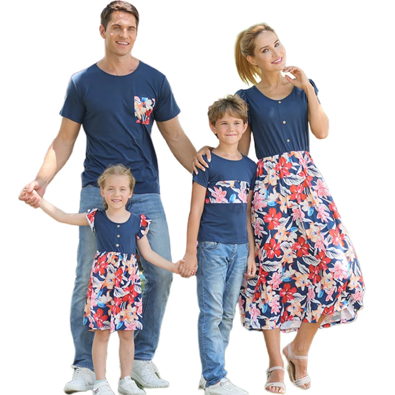 

Summer Family Matching Outfits Ruffled Sleeve Mother Daughter Dresses Father Son T-shirts Flower Mom Baby Mommy and Me Clothes
