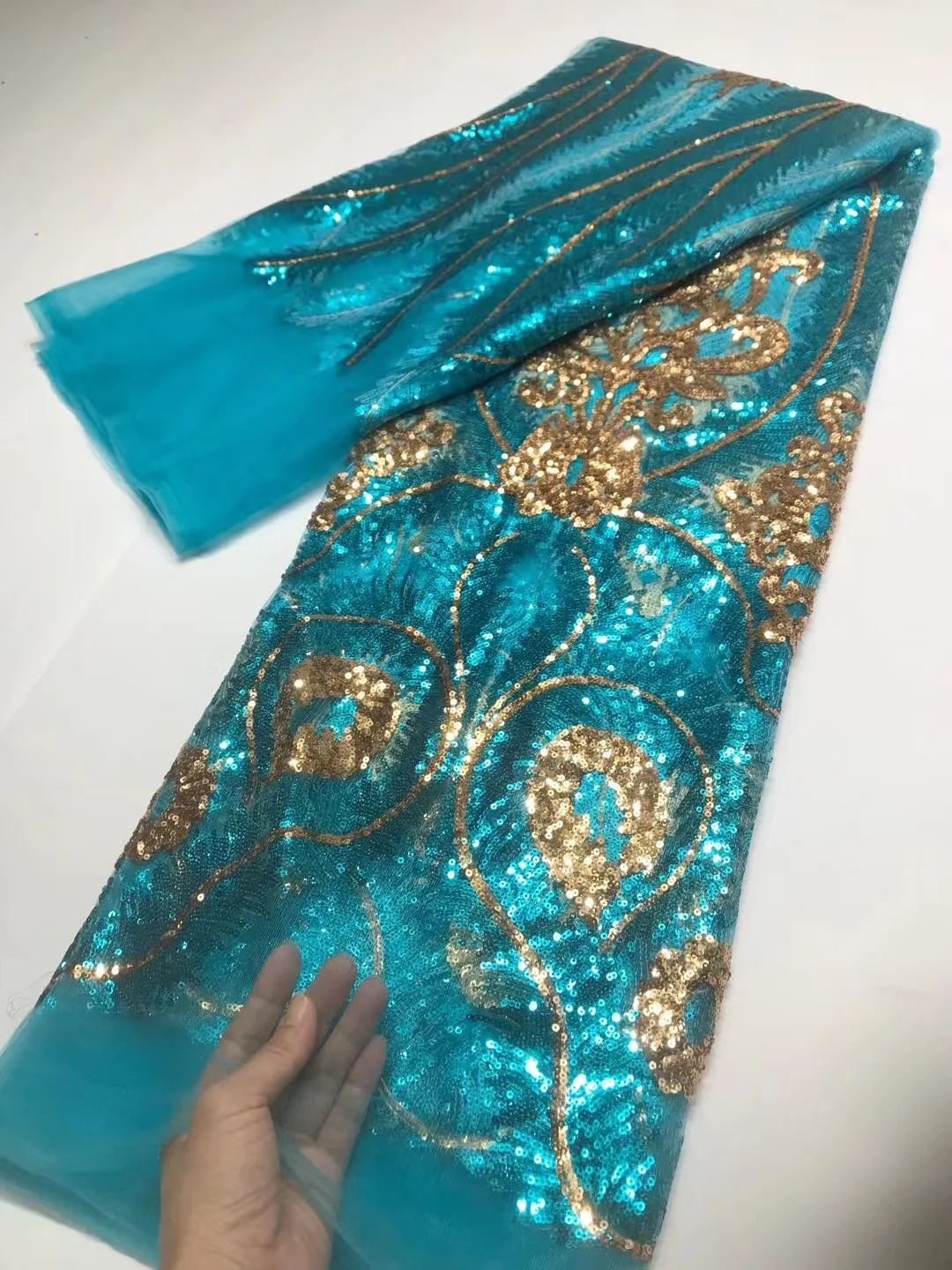 

Green Gold Sequins African Lace Fabric 2022 High Quality French Mesh Lace Fabric Nigerian Lace Fabric For Wedding Party LJL2208