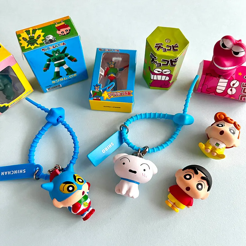 Фото Набор ремешков Bandai Crayon Shin-Chan Gashapon: Широ, Химавари, Экшн-Камен, Горный кабельный зажим. Коллекционная игрушка-подарок. Новинка в наличии. №3