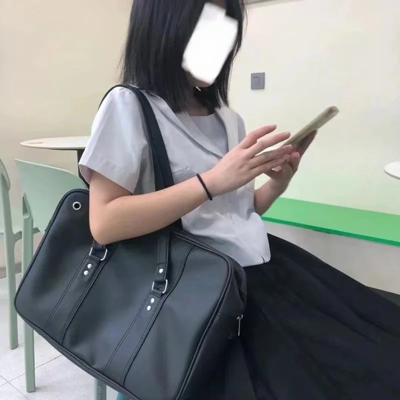 

2023 New Women's Japanese JK Uniform PU Bag Student Commuter School Bag Large Capacity One Shoulder Handbag
