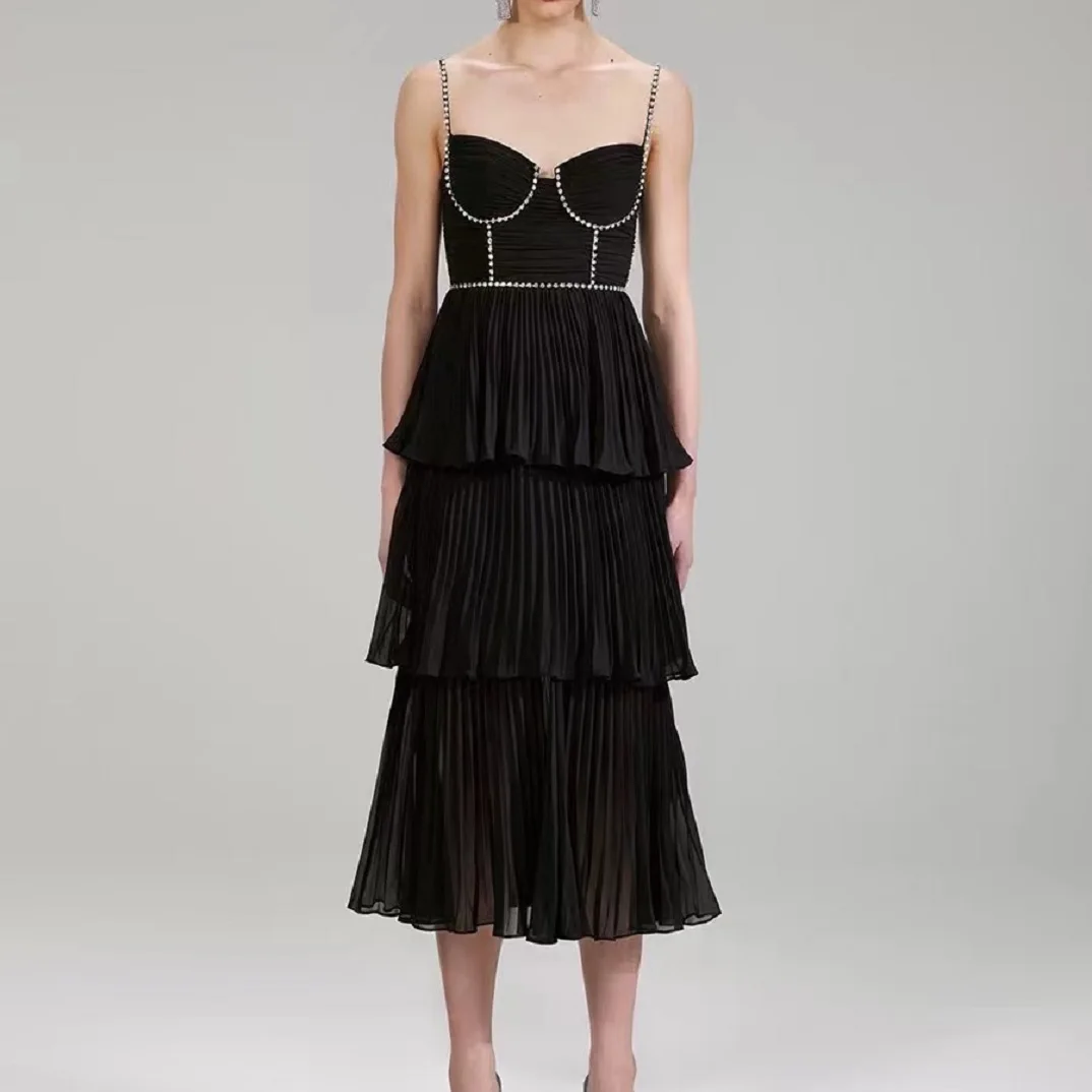 

Top Qaulity 2022 Summer Black Suspender with Diamond Button Cake Layered Temperament Long Dress for Party