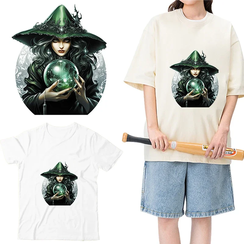 Термонаклейка DTF с изображением таинственной ведьмы и хрустального шара