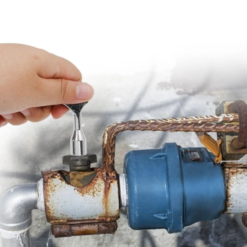 Треугольные ключи для сантехников 1 шт