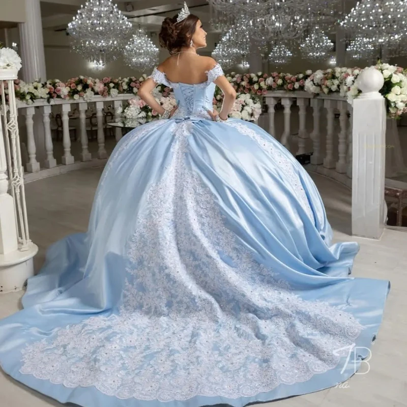

Sky Blue Quinceanera Dresses Ball Gown Birthday Party Dress Lace Up Graduation Gown Sweetheart Beads Crystal Applique Swet 16 ve