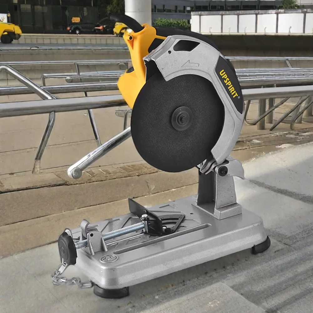 Небольшой бытовой станок для резки металлического профиля 45-градусный