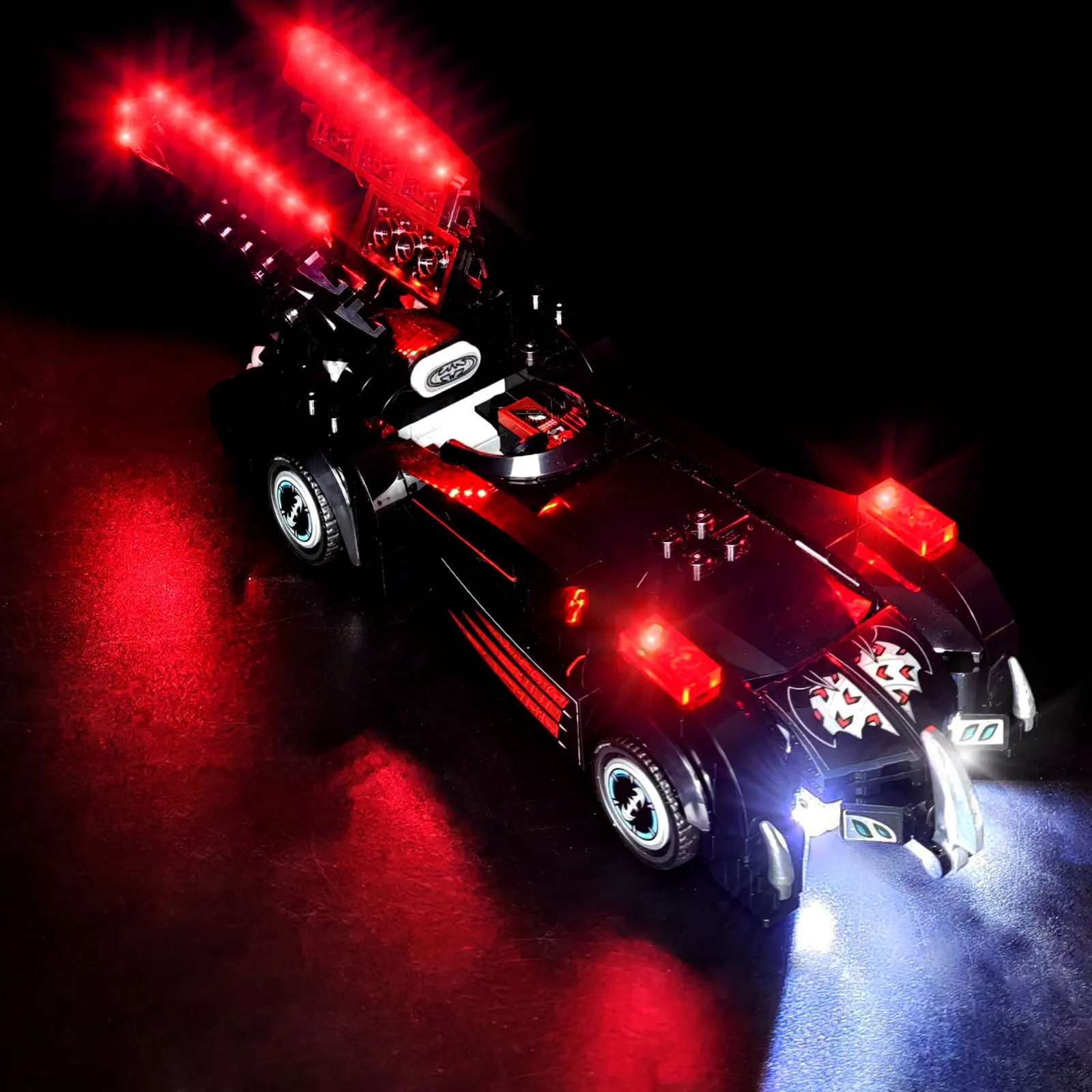 Фото Комплект светодиодного освещения LYBMTWF, совместимый с конструктором Lego 76333 (модельные блоки в комплект не входят) №1