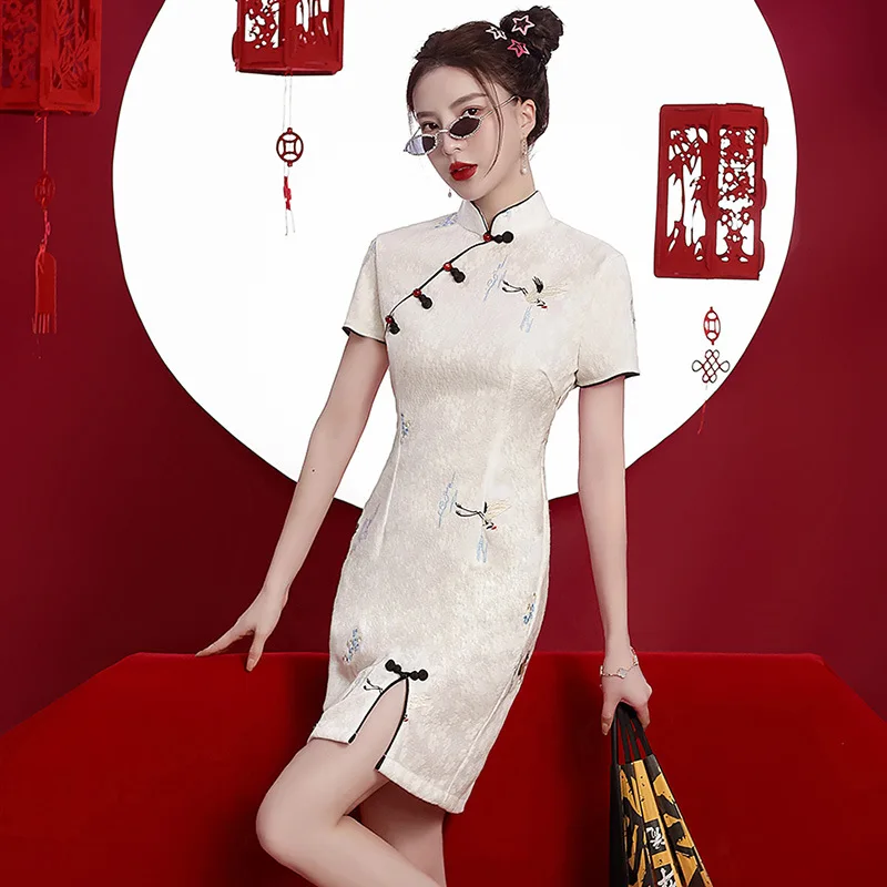 Chinese Style Women Vintage White Crane Embroidery Qipao Fashion Improved Short Sleeve Cheongsam Party Modern Qipao
